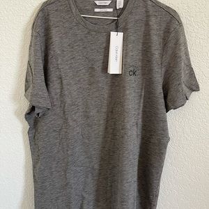 Calvin Klein T shirt